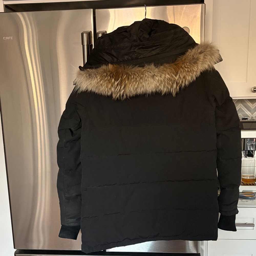 Canada Goose Carson Parka with Fur Trim - Black Label - Picture 3 of 13